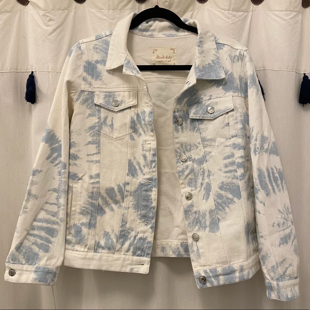 NWT ✨ tie dye Denim Jacket